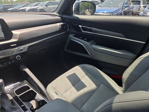 Used 2024 Kia Telluride EX X-Line AWD/4WD image 15