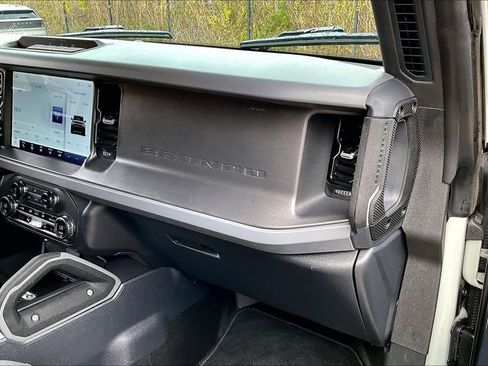 Used 2024 Ford Bronco Big Bend image 21