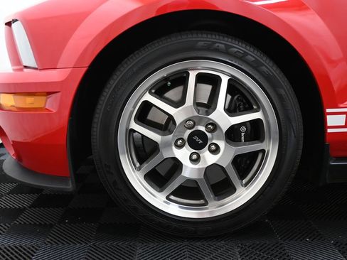 Used 2009 Ford Mustang Shelby GT500 RWD image 28