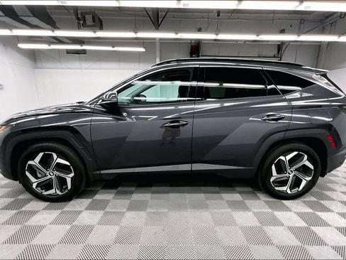 Used 2023 Hyundai Tucson Limited w/ Cargo Package FWD image 13