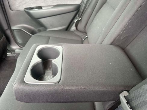 Used 2023 Nissan Rogue S AWD/4WD image 11