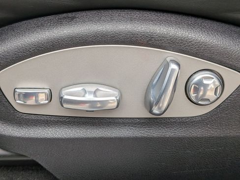 Used 2021 Porsche Macan S image 15