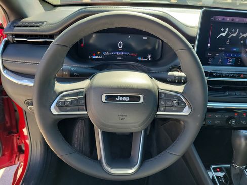 Used 2023 Jeep Compass High Altitude AWD/4WD image 23