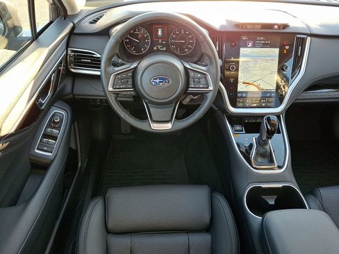 Certified 2025 Subaru Outback Limited AWD/4WD image 18
