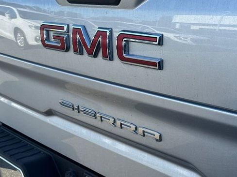 Used 2020 GMC Sierra 1500 SLT w/ SLT Premium Package AWD/4WD image 7