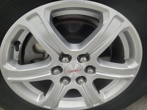 Used 2019 GMC Acadia SLE AWD/4WD image 31