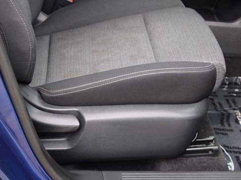 Used 2021 Nissan Rogue SV image 21