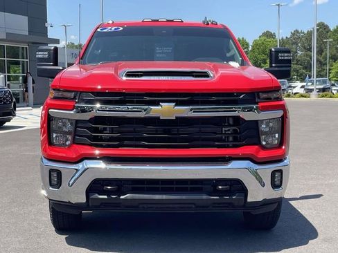 Used 2025 Chevrolet Silverado 3500 LT w/ Convenience Package AWD/4WD image 30