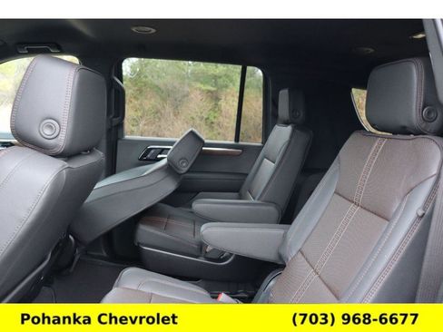 New 2026 Chevrolet Suburban High Country AWD/4WD image 24