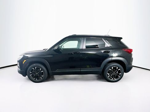 Used 2023 Chevrolet TrailBlazer LT w/ LPO, Blackout Package image 4