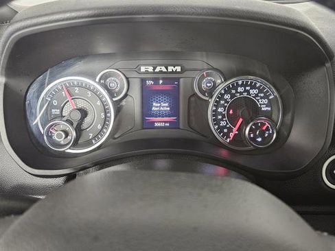 Used 2024 RAM 2500 Big Horn image 33