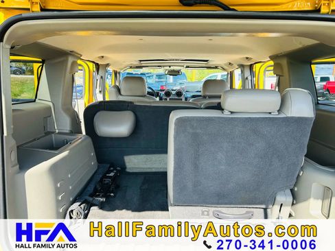 Used 2003 HUMMER H2 w/ Preferred Equipment Group image 20