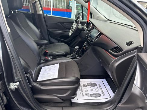 Used 2018 Buick Encore Preferred image 24