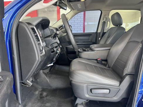 Used 2016 RAM 2500 Tradesman w/ Chrome Appearance Group image 14