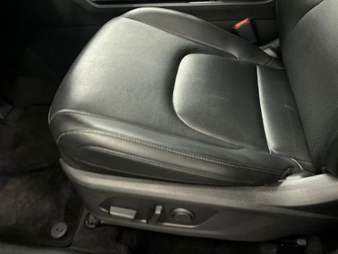 Certified 2023 Kia Sportage EX FWD image 12