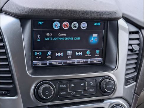 Used 2019 Chevrolet Tahoe LT RWD image 13