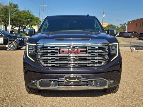 Used 2022 GMC Sierra 1500 Denali w/ Denali Reserve Package AWD/4WD image 10