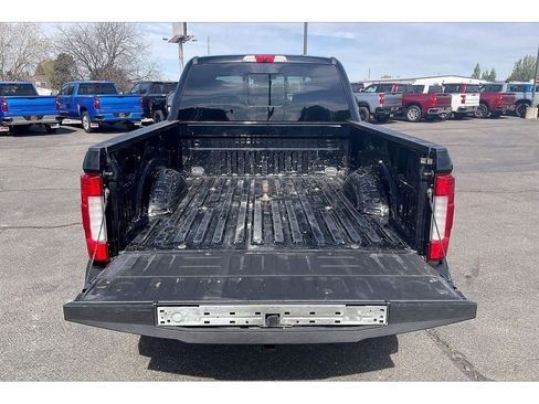 Used 2017 Ford F350 Platinum w/ Platinum Ultimate Package AWD/4WD image 11