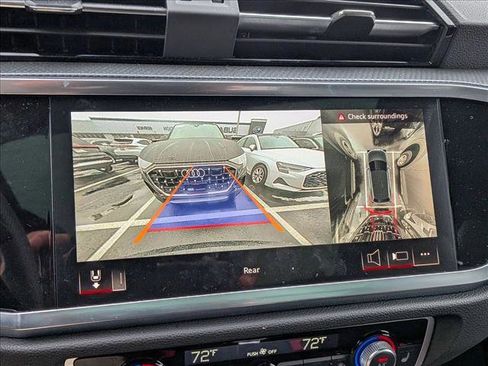 Certified 2025 Audi Q3 2.0T Premium Plus w/ Premium Plus Package image 9