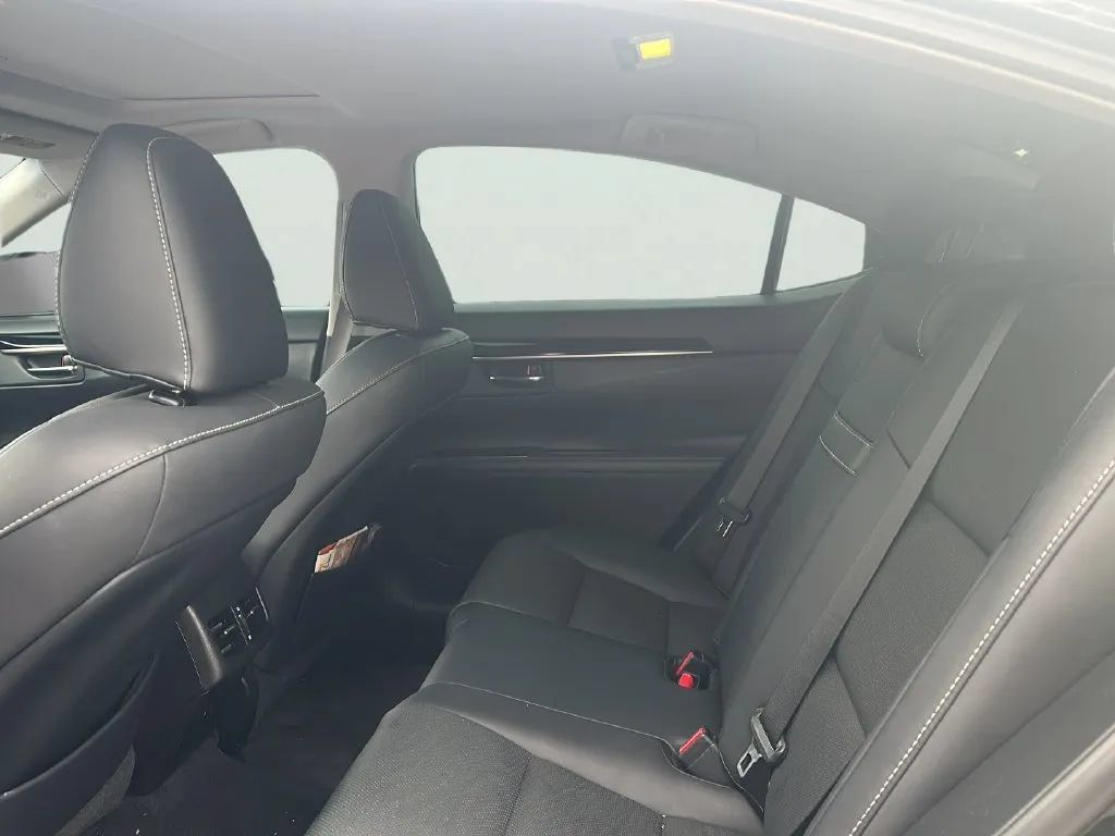 Used 2016 Lexus ES 350 FWD image 10