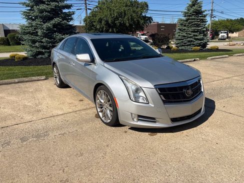 Used 2014 Cadillac XTS Platinum AWD/4WD image 1
