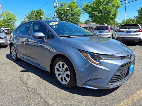 Used 2024 Toyota Corolla LE FWD image 3