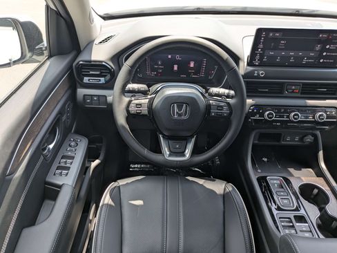 New 2026 Honda Pilot Elite image 24