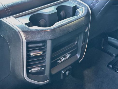 Used 2022 RAM 1500 Big Horn AWD/4WD image 28