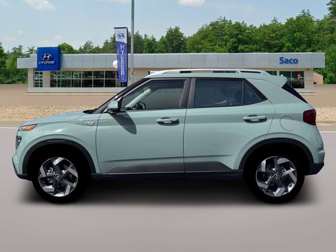 New 2026 Hyundai Venue SEL FWD image 3