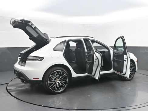 New 2026 Porsche Macan Turbo AWD/4WD image 36