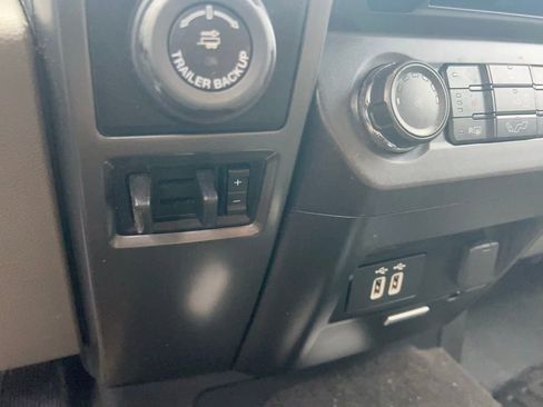 Used 2018 Ford F150 XLT w/ Equipment Group 302A Luxury image 24