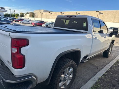 Used 2020 Chevrolet Silverado 2500 LTZ w/ LTZ Premium Package image 6