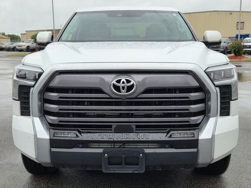 Used 2023 Toyota Tundra Limited AWD/4WD image 5