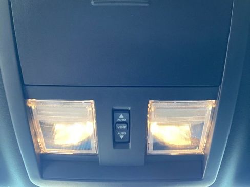 Used 2020 Dodge Challenger SXT w/ Blacktop Package image 22