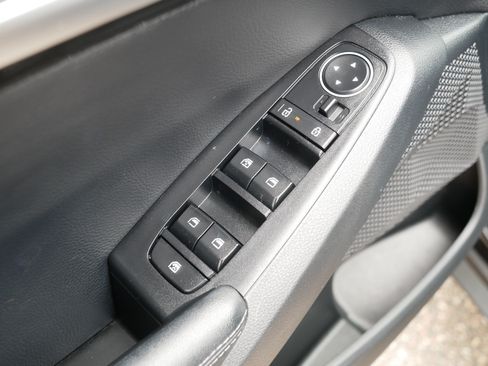 Certified 2024 Kia Seltos EX AWD/4WD image 19
