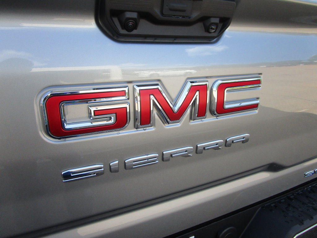 New 2026 GMC Sierra 2500 SLE w/ SLE Value Package; AWD/4WD image 15