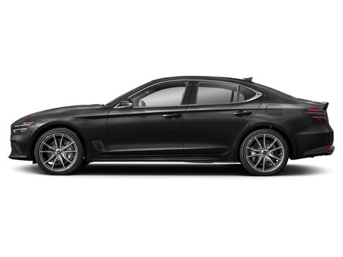 Used 2025 Genesis G70 2.5T image 2