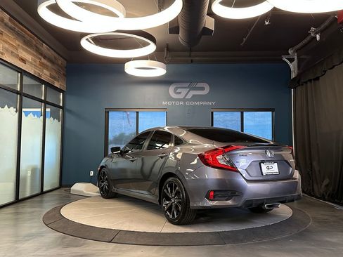 Used 2021 Honda Civic Sport image 5