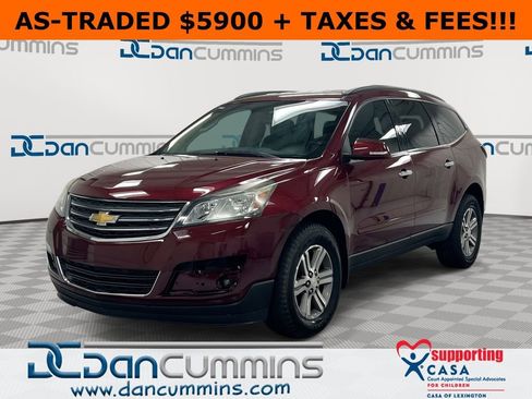 Used 2016 Chevrolet Traverse LT image 1