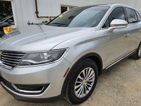 Used 2016 Lincoln MKX Select AWD/4WD image 11