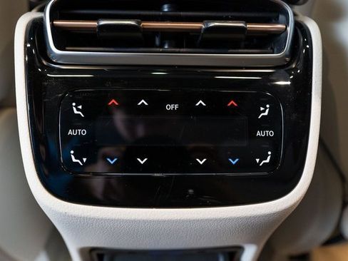 Certified 2023 Mercedes-Benz EQS 450+ SUV image 31