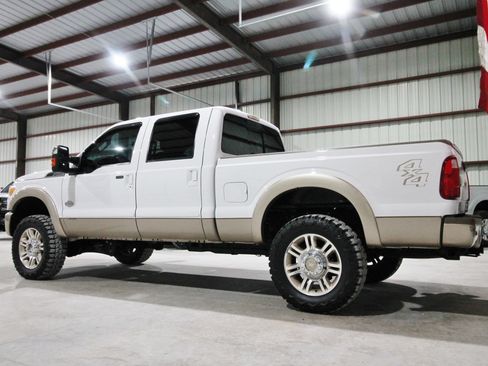 Used 2011 Ford F250 King Ranch w/ King Ranch w/Chrome Pkg image 7