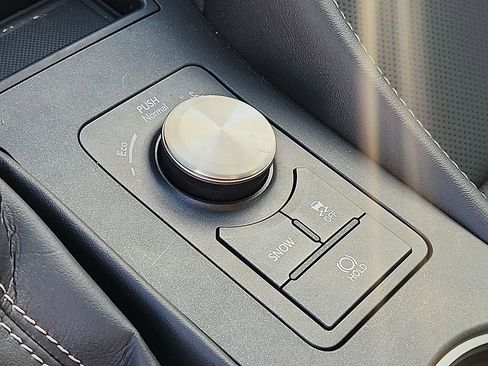 Used 2022 Lexus RC 300 image 26