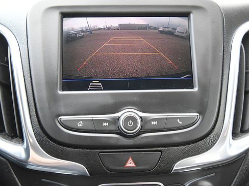 Used 2020 Chevrolet Equinox LT AWD/4WD image 17