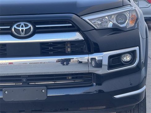 Used 2022 Toyota 4Runner Limited image 7