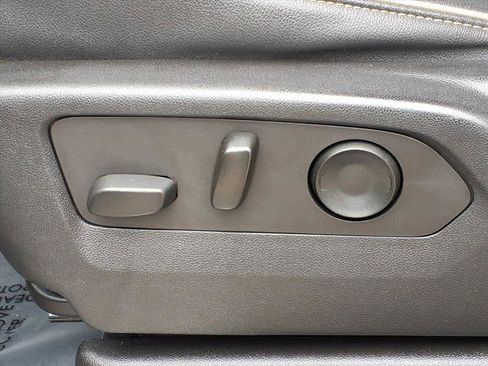 Used 2022 Chevrolet Tahoe Premier image 13