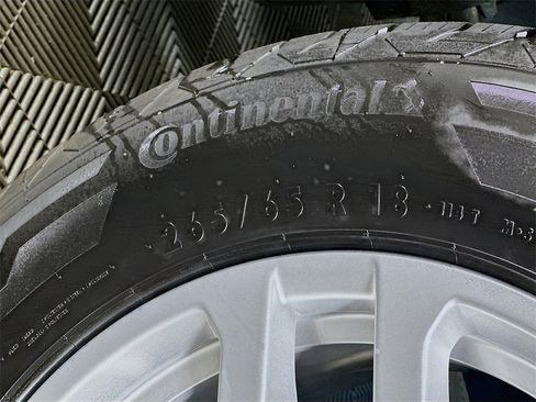 Used 2019 Chevrolet Silverado 1500 RST image 33