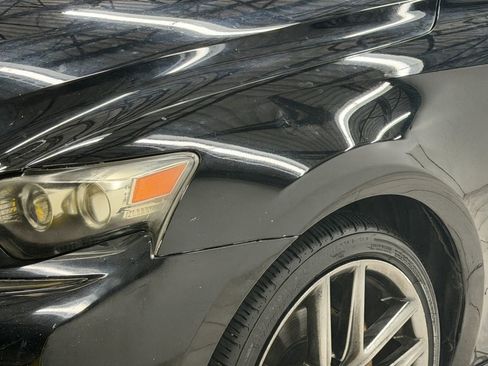 Used 2014 Lexus IS 250 w/ F-Sport Package RWD image 4