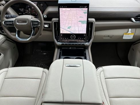 New 2026 GMC Yukon Denali AWD/4WD image 11