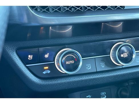 Used 2025 Acura ADX A-Spec FWD image 28